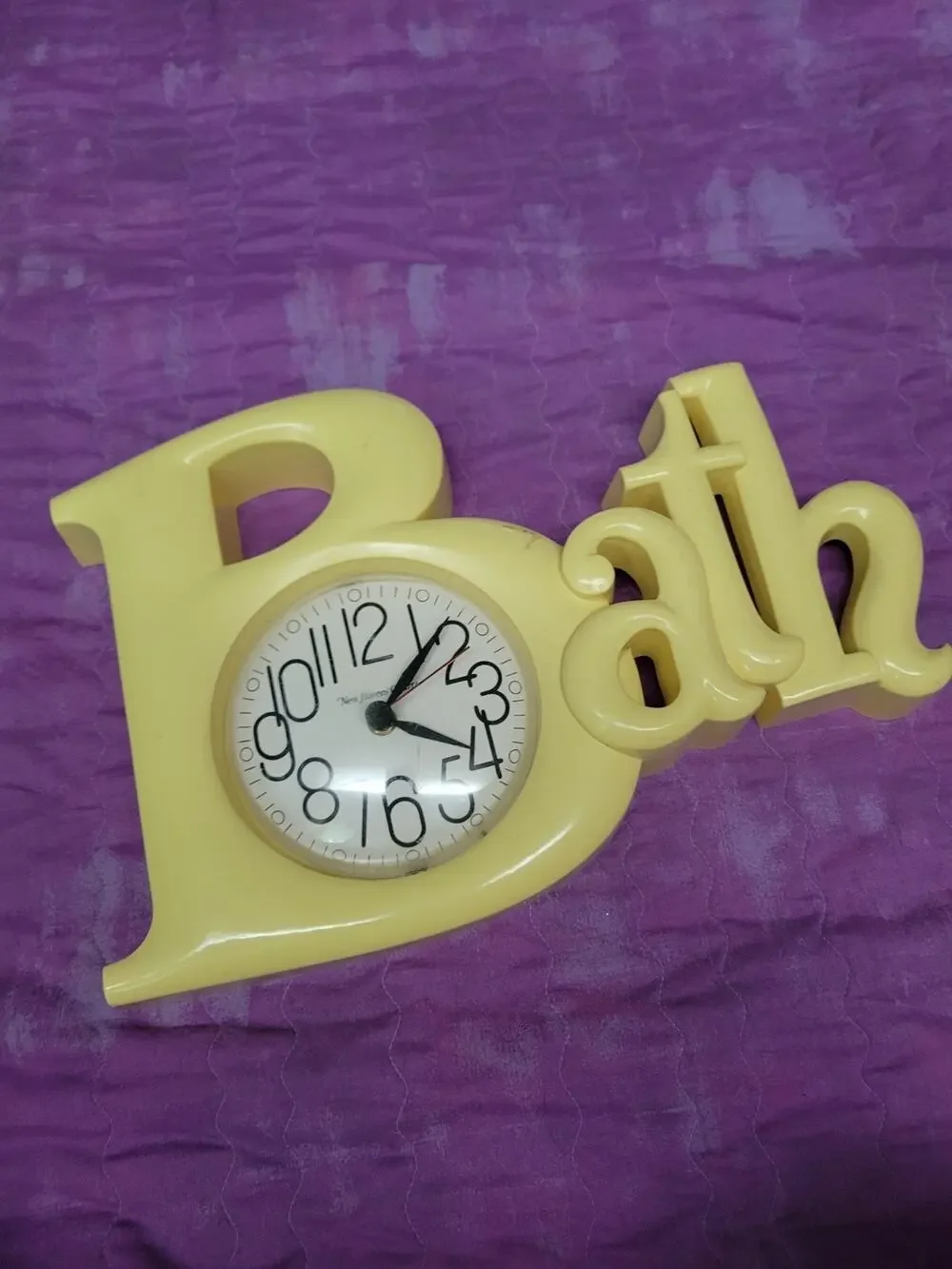 Vintage 1980s Burwood Products Bath Wall Clock Cream Color Tested Works